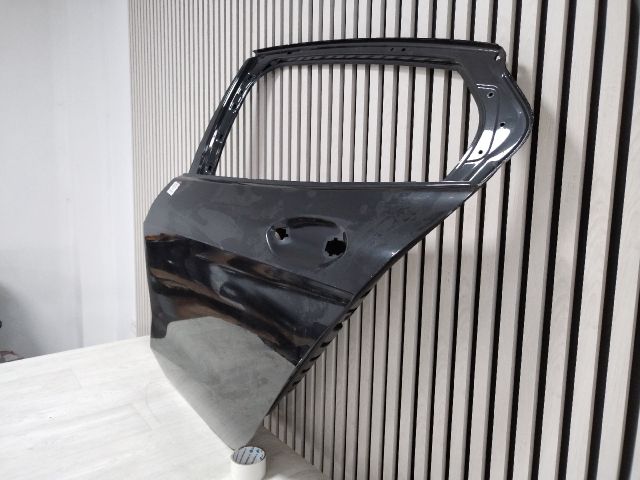 bontott BMW 1 Bal hátsó Ajtó (Üres lemez)