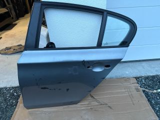 bontott BMW 1 Bal hátsó Ajtó (Üres lemez)