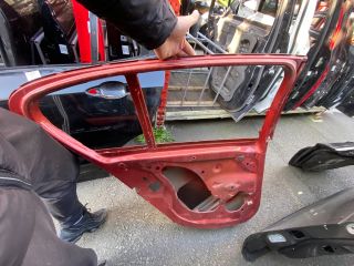 bontott BMW 1 Bal hátsó Ajtó (Üres lemez)