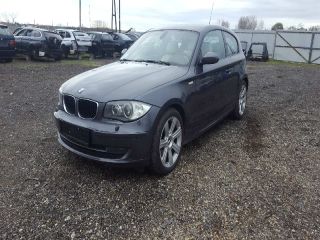 bontott BMW 1 Bal hátsó Ajtóhatároló