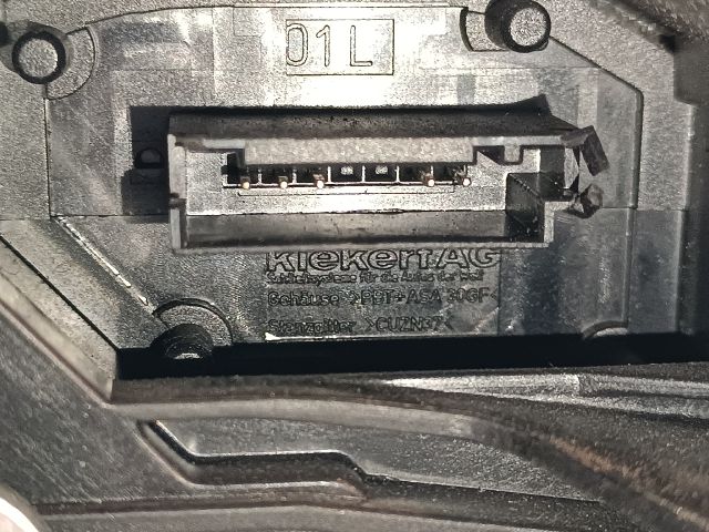 bontott BMW 1 Bal hátsó Ajtózár