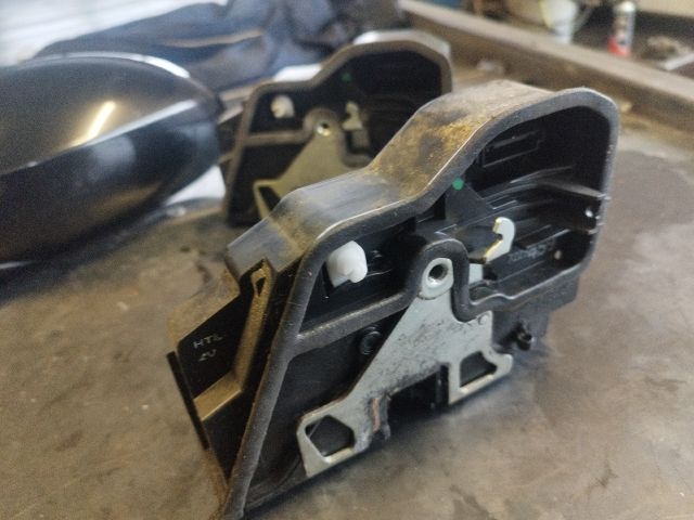 bontott BMW 1 Bal hátsó Ajtózár