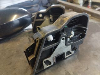 bontott BMW 1 Bal hátsó Ajtózár