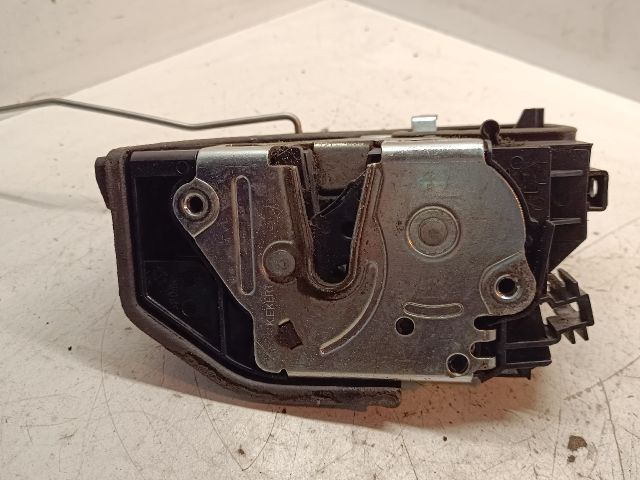 bontott BMW 1 Bal hátsó Ajtózár