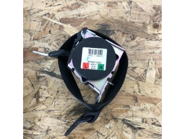 bontott BMW 1 Bal hátsó Biztonsági Öv