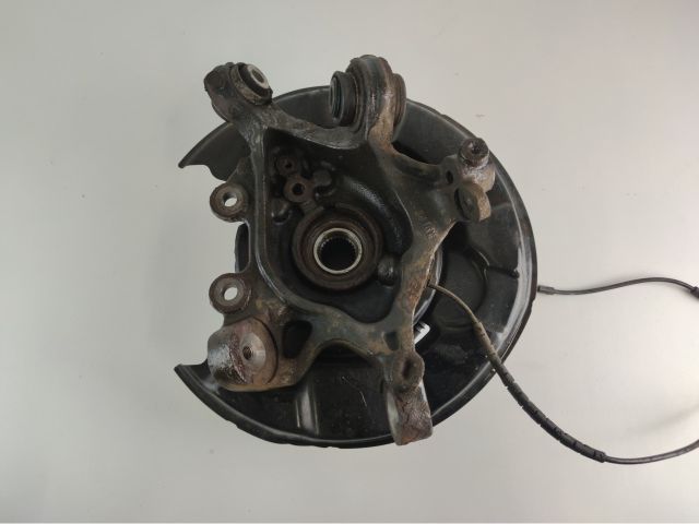 bontott BMW 1 Bal hátsó Csonkállvány Kerékaggyal