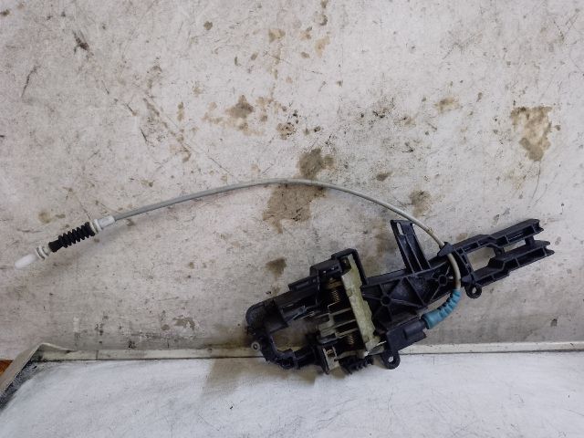 bontott BMW 1 Bal hátsó Külső Kilincsfészek