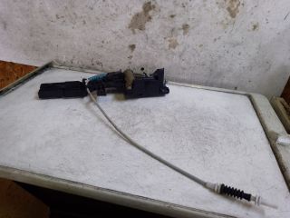 bontott BMW 1 Bal hátsó Külső Kilincsfészek