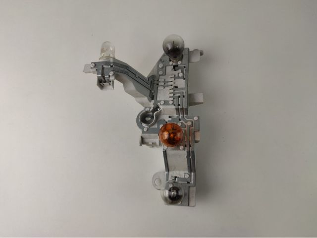 bontott BMW 1 Bal Hátsó Lámpa Foglalat