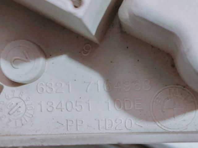 bontott BMW 1 Bal Hátsó Lámpa Foglalat