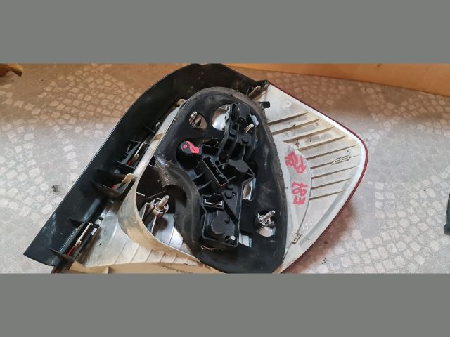 bontott BMW 1 Bal Hátsó Lámpa