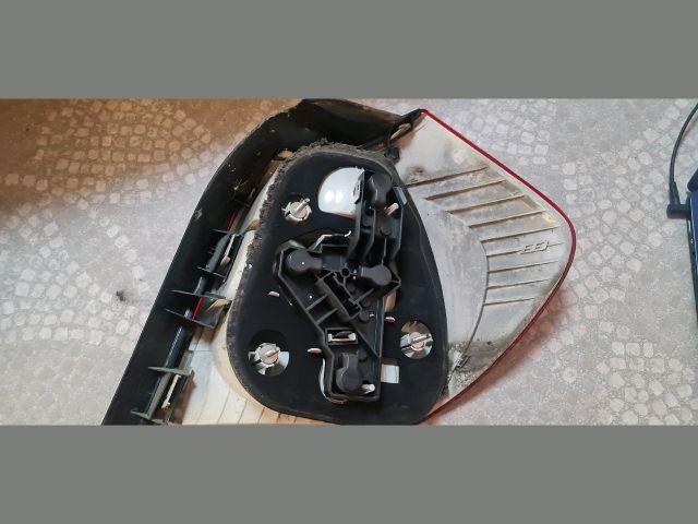 bontott BMW 1 Bal Hátsó Lámpa