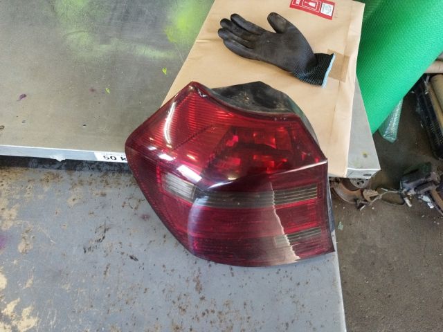 bontott BMW 1 Bal Hátsó Lámpa