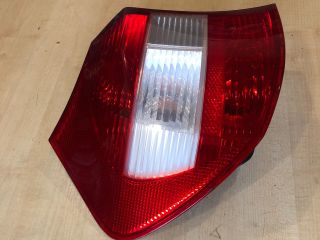 bontott BMW 1 Bal Hátsó Lámpa