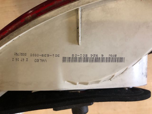 bontott BMW 1 Bal Hátsó Lámpa