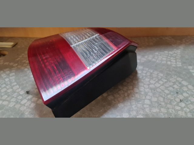 bontott BMW 1 Bal Hátsó Lámpa