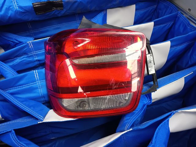 bontott BMW 1 Bal Hátsó Lámpa