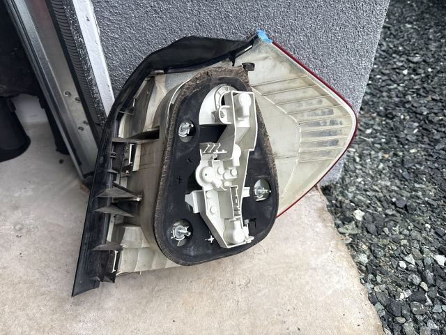 bontott BMW 1 Bal Hátsó Lámpa