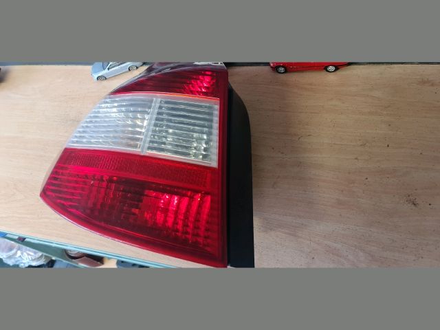 bontott BMW 1 Bal Hátsó Lámpa