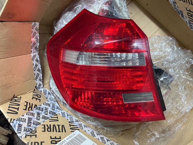 bontott BMW 1 Bal Hátsó Lámpa