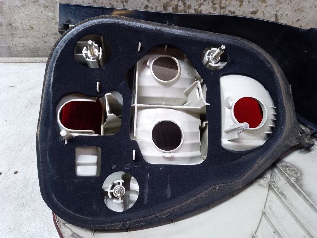 bontott BMW 1 Bal Hátsó Lámpa