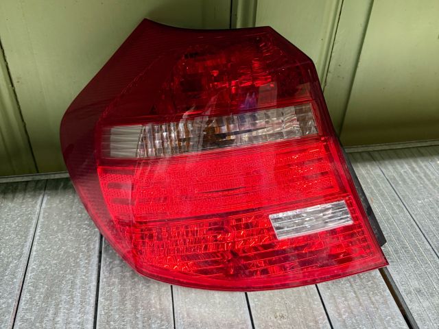 bontott BMW 1 Bal Hátsó Lámpa