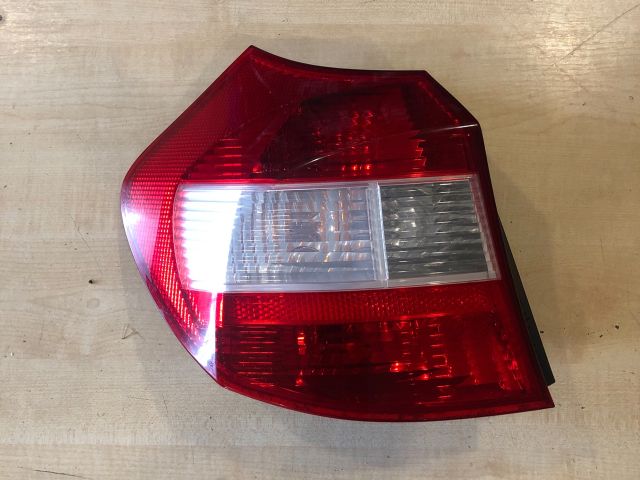 bontott BMW 1 Bal Hátsó Lámpa