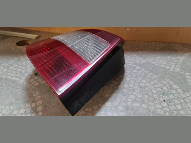 bontott BMW 1 Bal Hátsó Lámpa