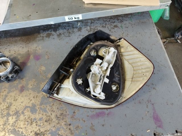 bontott BMW 1 Bal Hátsó Lámpa
