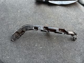 bontott BMW 1 Bal hátsó Oldal Lökhárító Tartó (Műanyag)