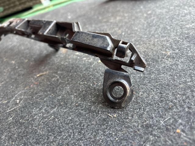 bontott BMW 1 Bal hátsó Oldal Lökhárító Tartó (Műanyag)