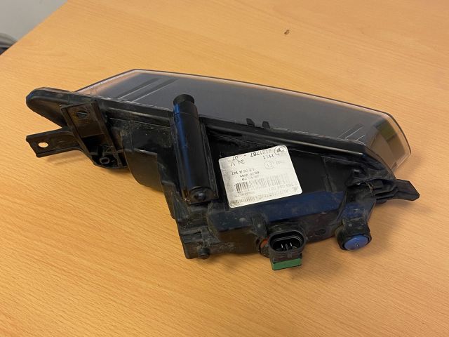 bontott BMW 1 Bal Ködfényszóró