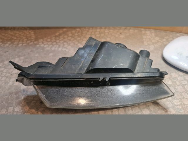 bontott BMW 1 Bal Ködfényszóró