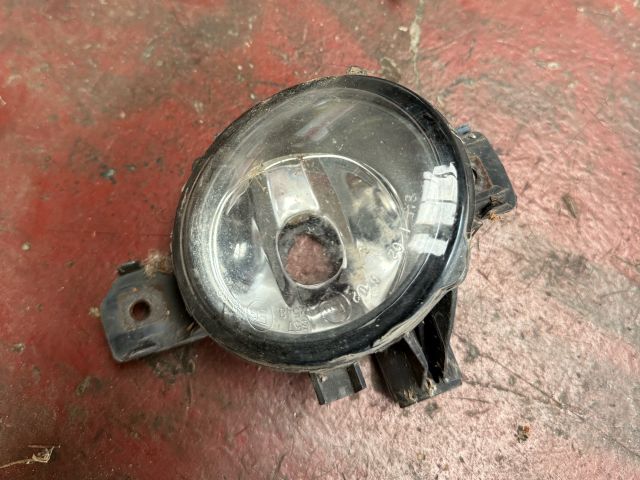 bontott BMW 1 Bal Ködfényszóró