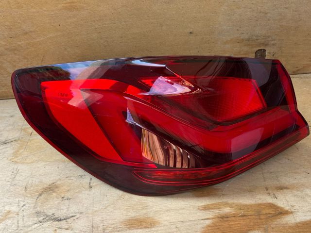 bontott BMW 1 Bal Külső Hátsó Lámpa