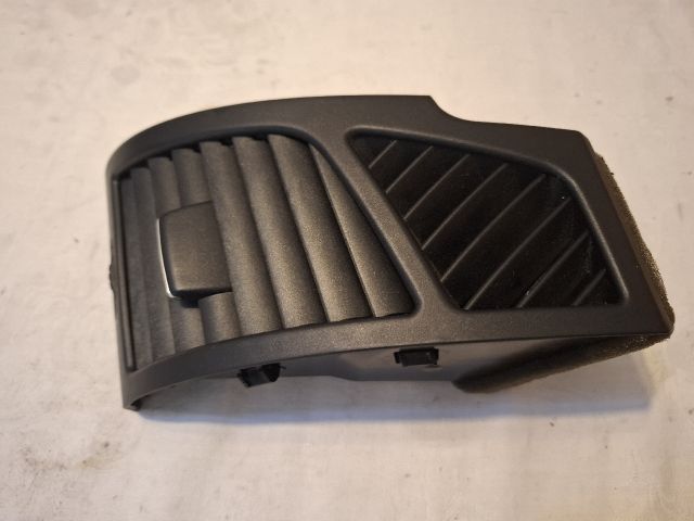 bontott BMW 1 Bal Szellőző