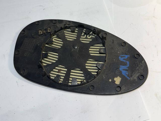 bontott BMW 1 Bal Tükörlap