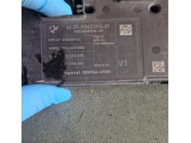 bontott BMW 1 Biztosítéktábla Csomagtér