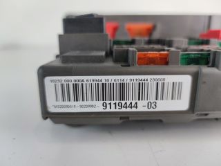 bontott BMW 1 Biztosítéktábla Utastér