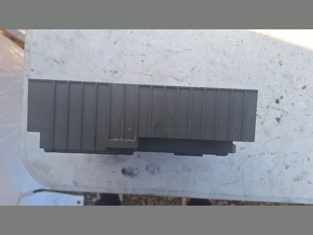 bontott BMW 1 Biztosítéktábla Utastér