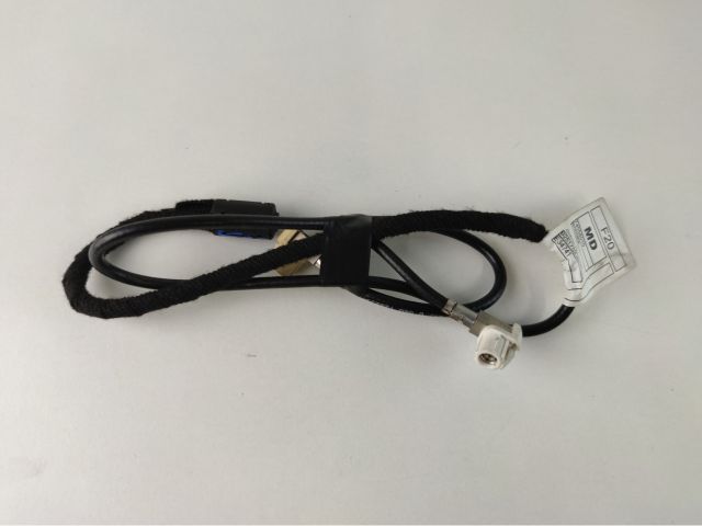 bontott BMW 1 Csatlakozó