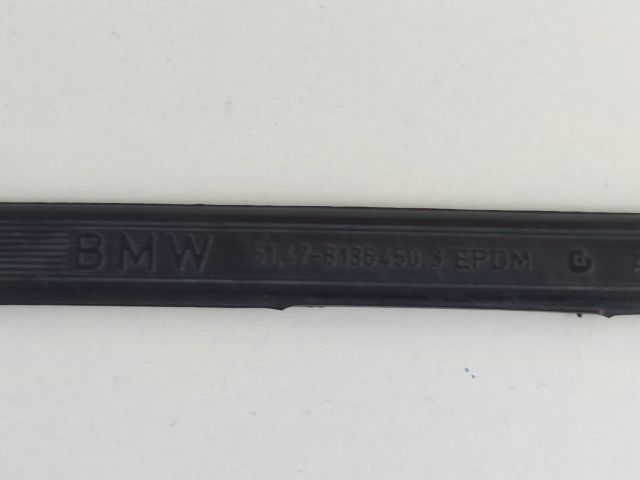 bontott BMW 1 Csomagrögzítő