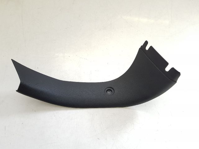 bontott BMW 1 Csomagtérajtó Burkolat Felső