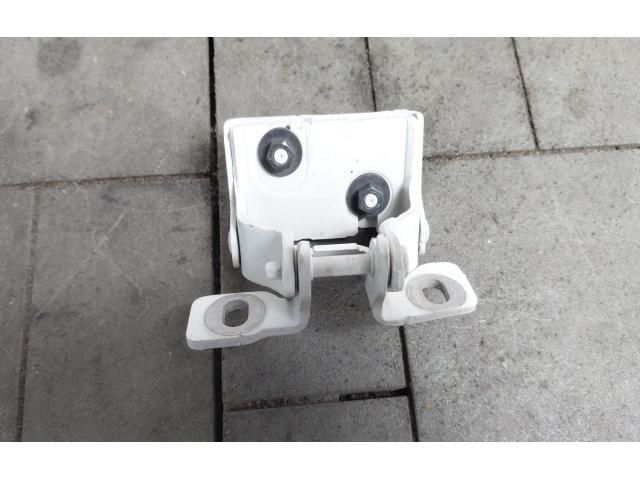 bontott BMW 1 Csomagtérajtó Jobb Zsanér