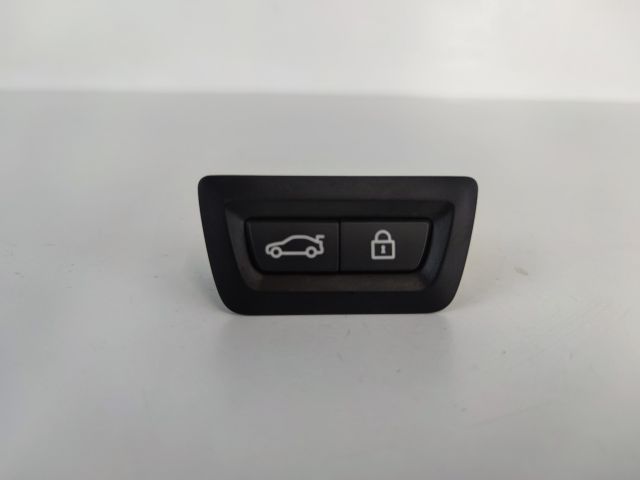 bontott BMW 1 Csomagtérajtó Kapcsoló