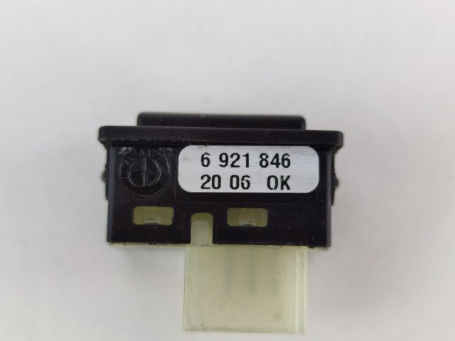 bontott BMW 1 Csomagtérajtó Kapcsoló