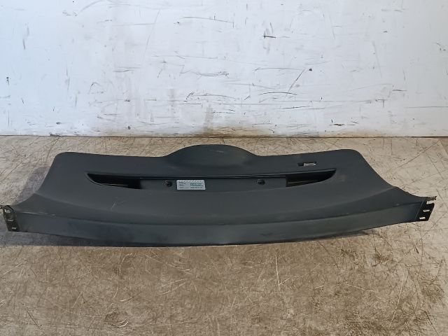 bontott BMW 1 Csomagtérajtó Kárpit