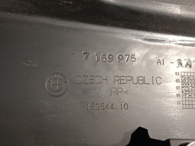 bontott BMW 1 Csomagtérajtó Kárpit