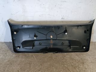 bontott BMW 1 Csomagtérajtó Kárpit