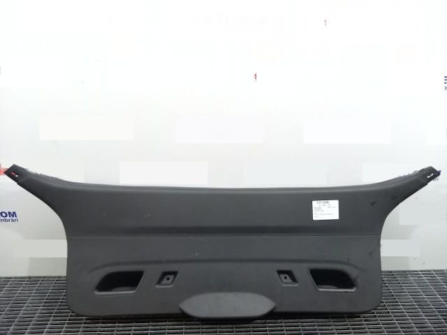 bontott BMW 1 Csomagtérajtó Kárpit